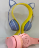 هدفون بیسیم طراحی گربهای در رنگهای مختلف (صورتی و آبی) با جزئیات کنترل لمسی و طراحی راحت
