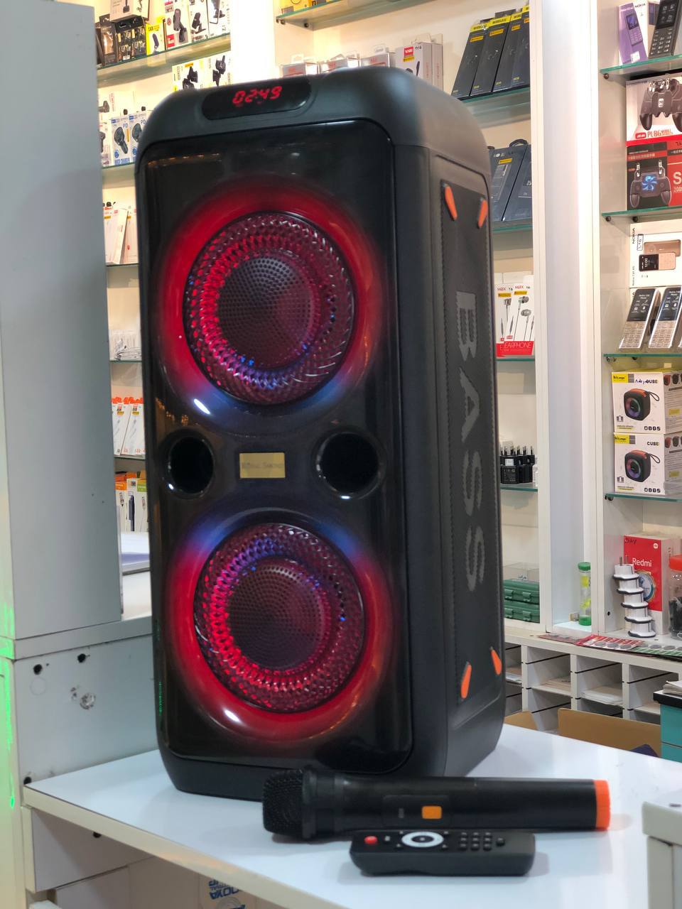 اسپیکر رویال ساند مدل RS-D30 با دو بلندگوی LED و میکروفون بی‌سیم