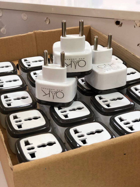 تبدیل شارژر OAK با طراحی مقاوم و بدون چراغ