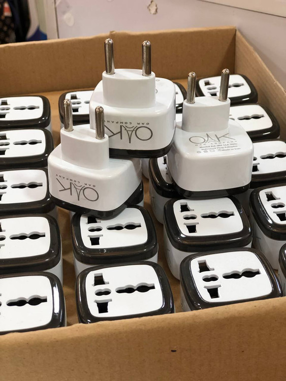 مناسب برای تبدیل پریزهای برق استاندارد به دوشاخه ۲ سیم