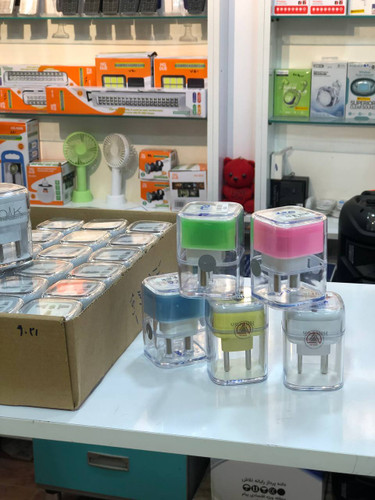 تبدیل ۳ به ۲ شارژر OAK با چراغ LED – طراحی مقاوم و کاربردی