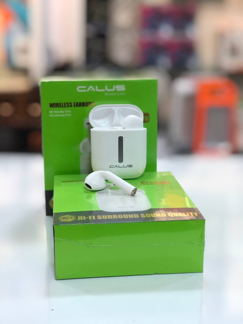 ایرپاد کالوس X60 Pro سفید با کیس شارژ 300 میلی‌آمپری