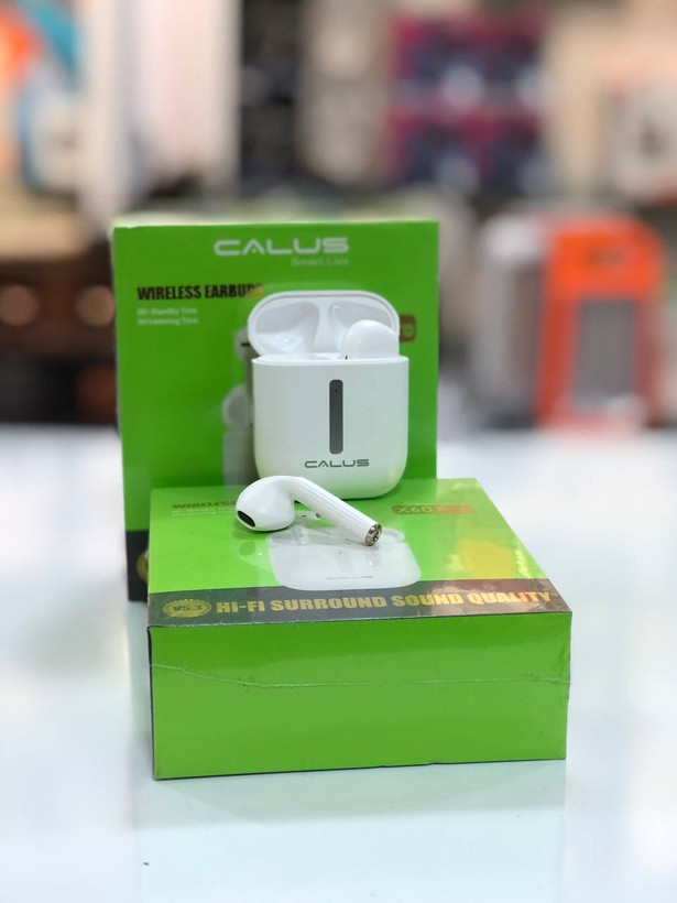 ایرپاد کالوس X60 Pro سفید با کیس شارژ 300 میلیآمپری