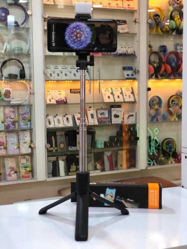 مونوپاد H1S با ریموت بلوتوث و قابلیت تبدیل به سهپایه