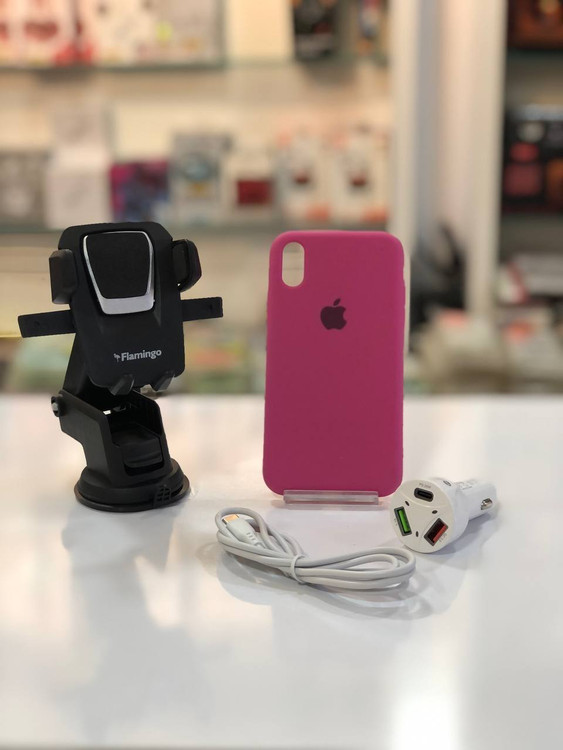 پک نقره ای تاکسی اینترنتی مُجیتِل شامل هولدر فلامینگو، گارد سیلیکونی، شارژر فندکی و کابل شارژ