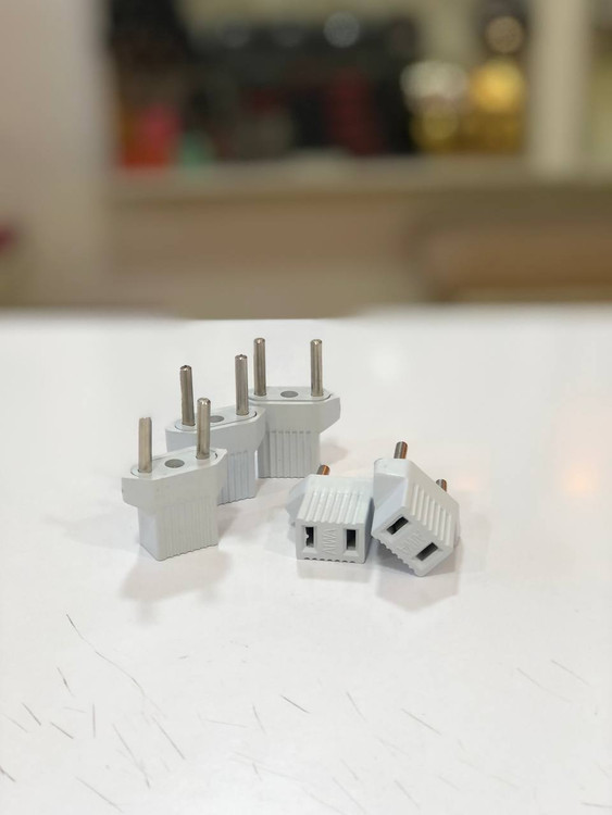 تبدیل دو به دو برق مناسب انواع دوشاخه