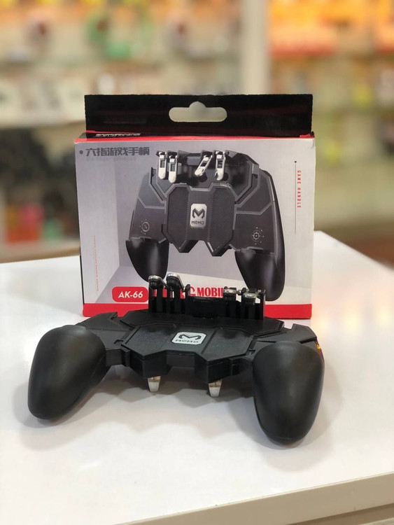 دسته بازی موبایل پابجی MEMO AK-66 با طراحی شش ماشهای