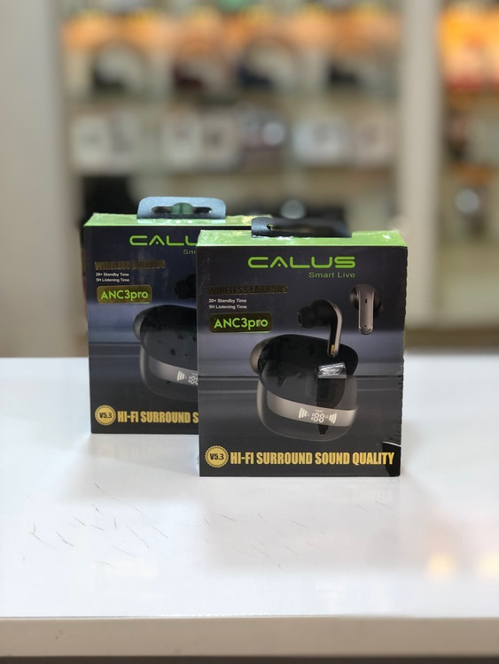 کیس شارژ ایرپاد Calus ANC3 Pro با طراحی جمعوجور و کیفیت ساخت بالا