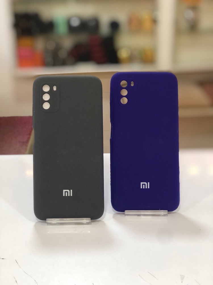 قاب سیلیکونی Poco M3 رنگ سورمهای و مشکی با سطح مات و نرم